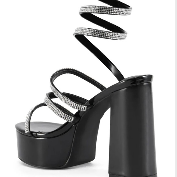 AKIRA AZALEA WANG PANDRA BLACK PLATFORM WITH COIL RHINESTONE DETAIL Size 6.5 - Picture 3 of 3